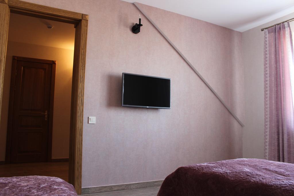 Hotel Barin House Sumy Exterior foto